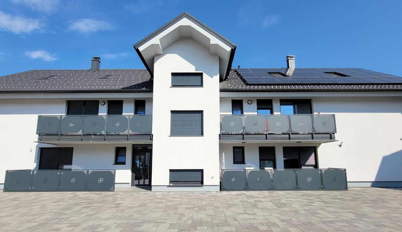 Perfect Place Apartments Kranj Exterior foto